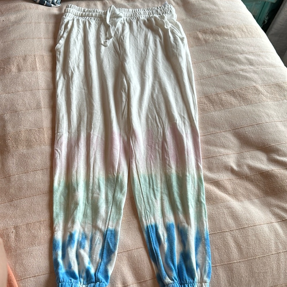 Splendid tie dyed jogging pants. Size medium.
